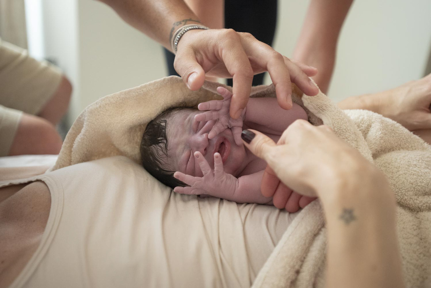 nico-fotografia-reportage-nascita-neonato-parto